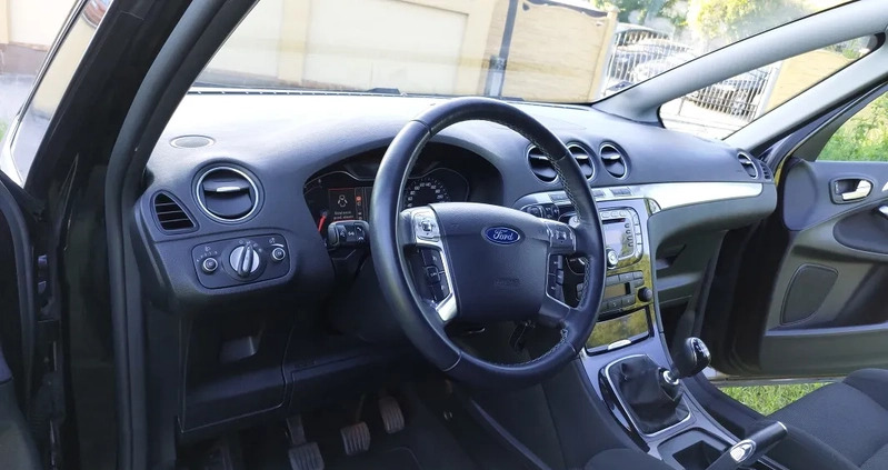 Ford S-Max cena 41999 przebieg: 238000, rok produkcji 2013 z Rzepin małe 191